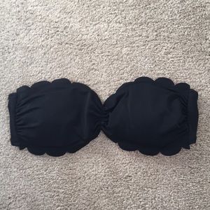 Victoria’s Secret scalloped swim top